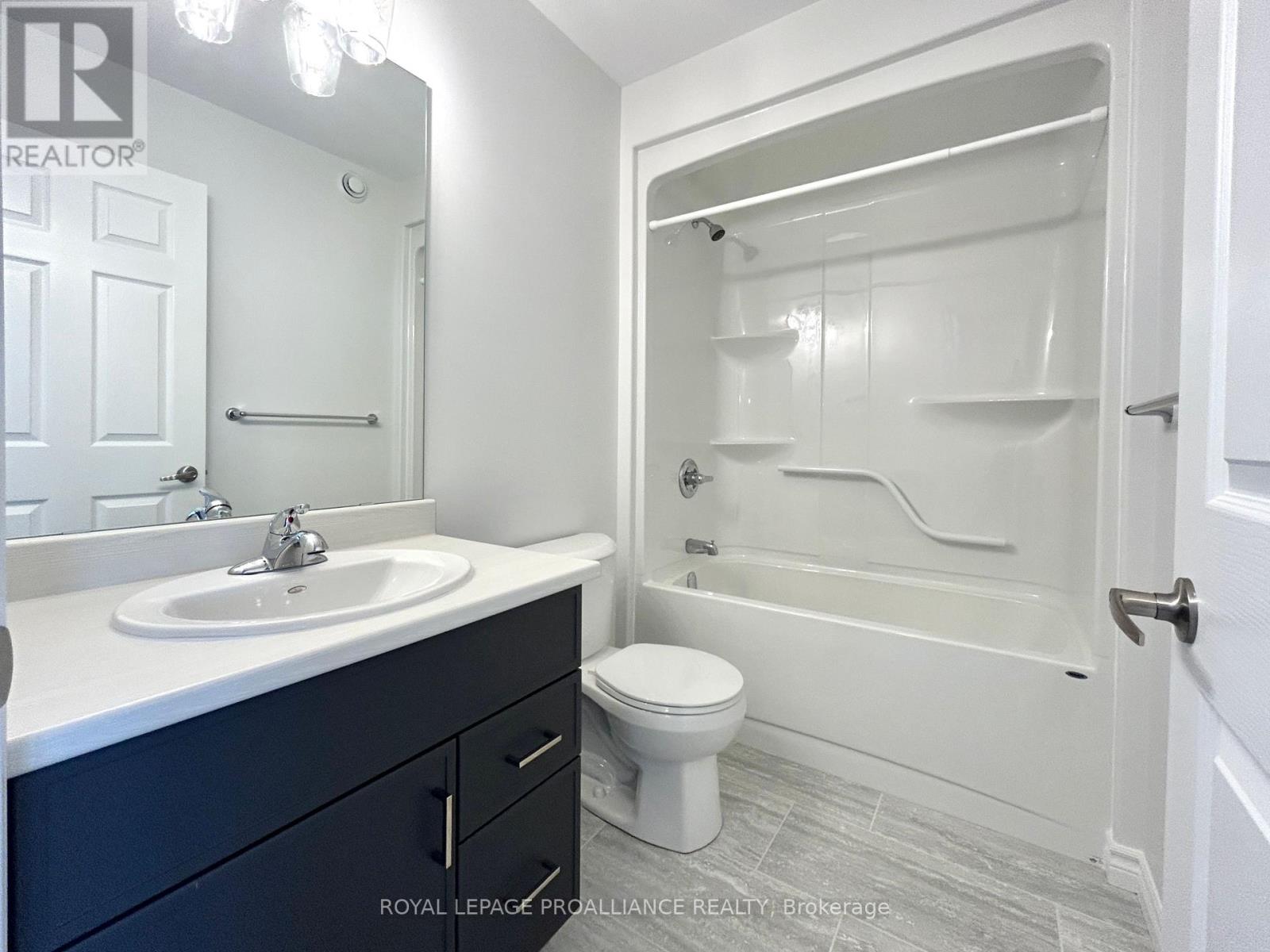 12 Riverstone Way, Belleville, Ontario  K8N 0S6 - Photo 20 - X12473725