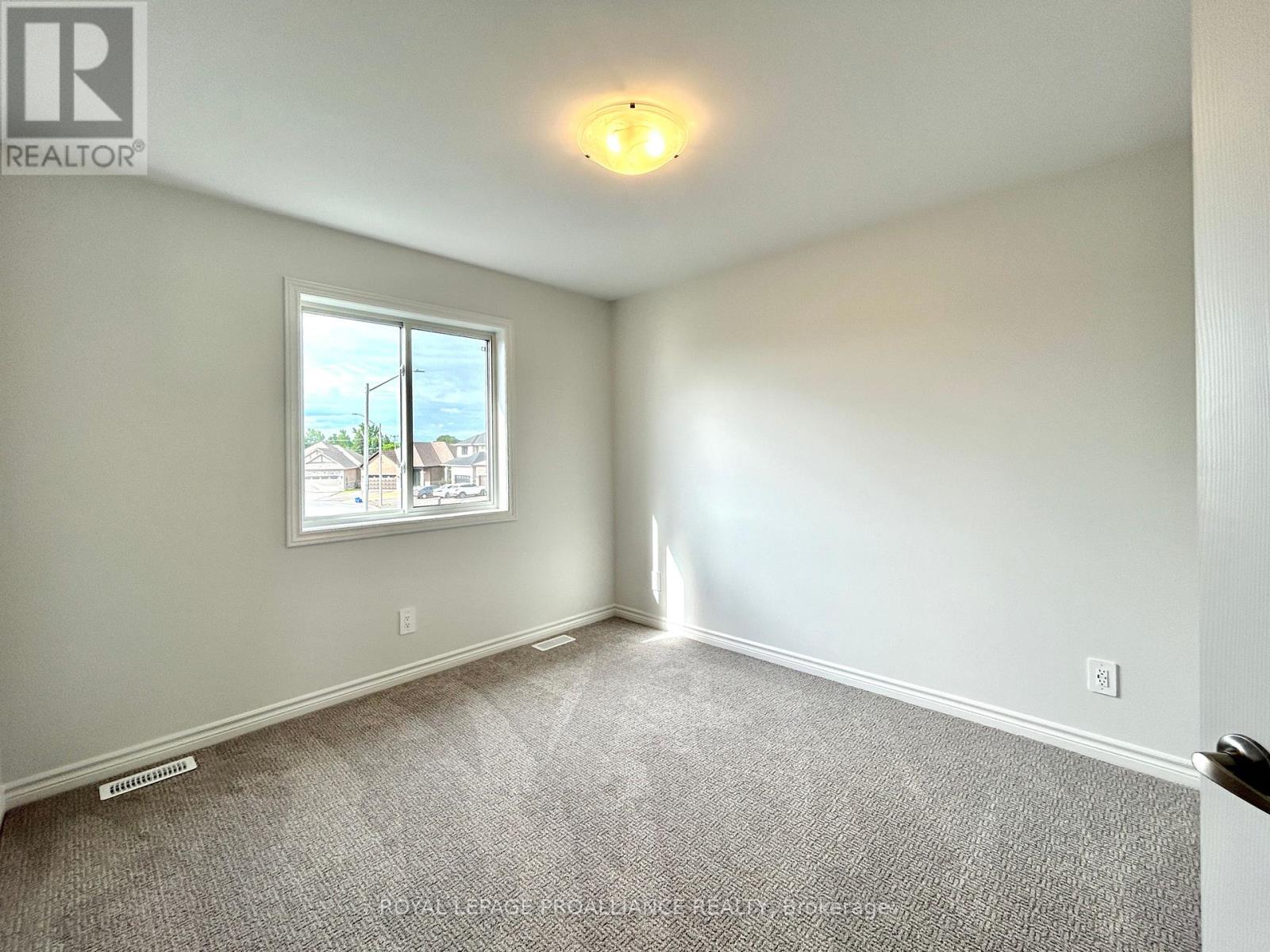 12 Riverstone Way, Belleville, Ontario  K8N 0S6 - Photo 22 - X12473725