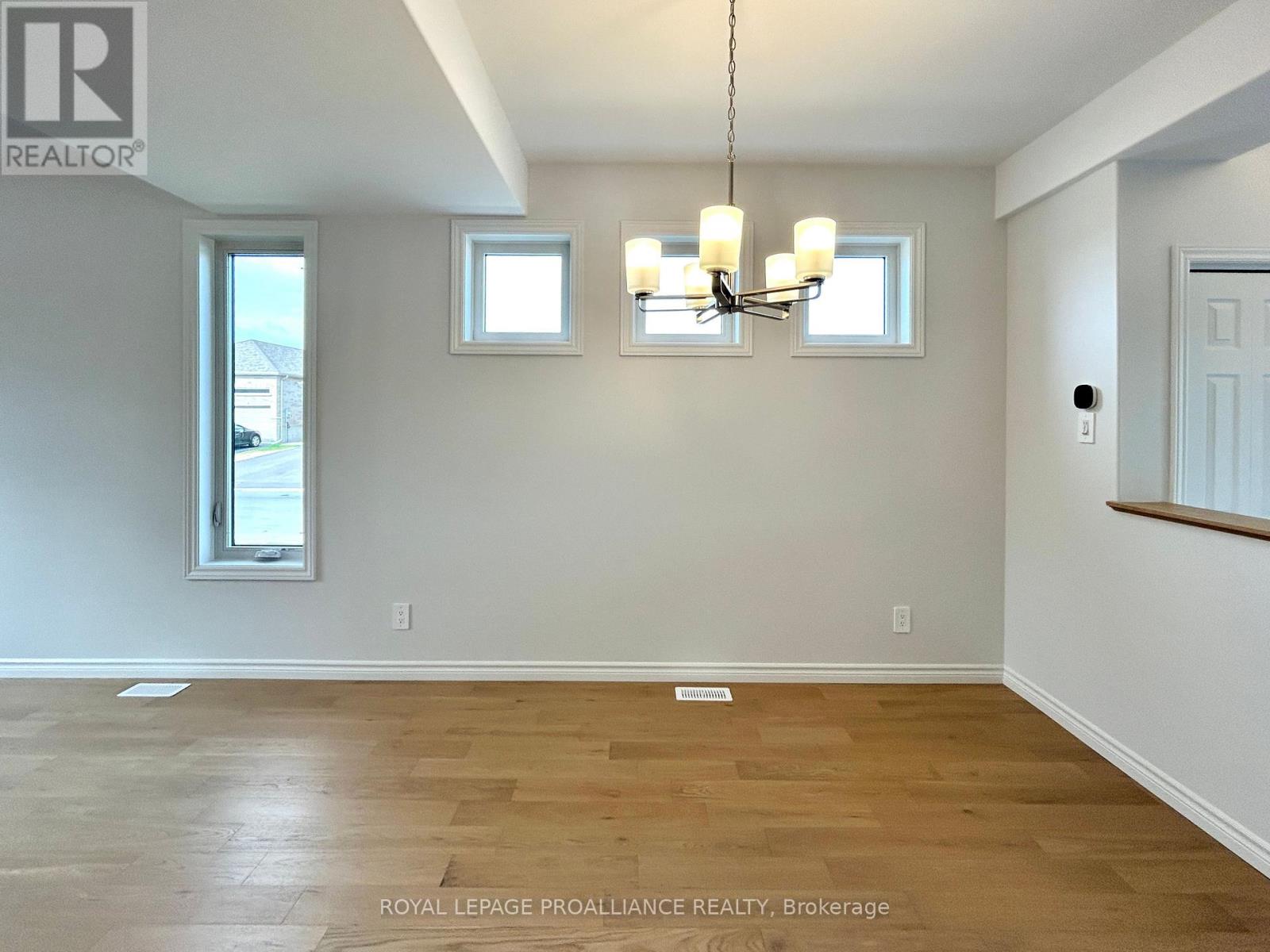12 Riverstone Way, Belleville, Ontario  K8N 0S6 - Photo 6 - X12473725