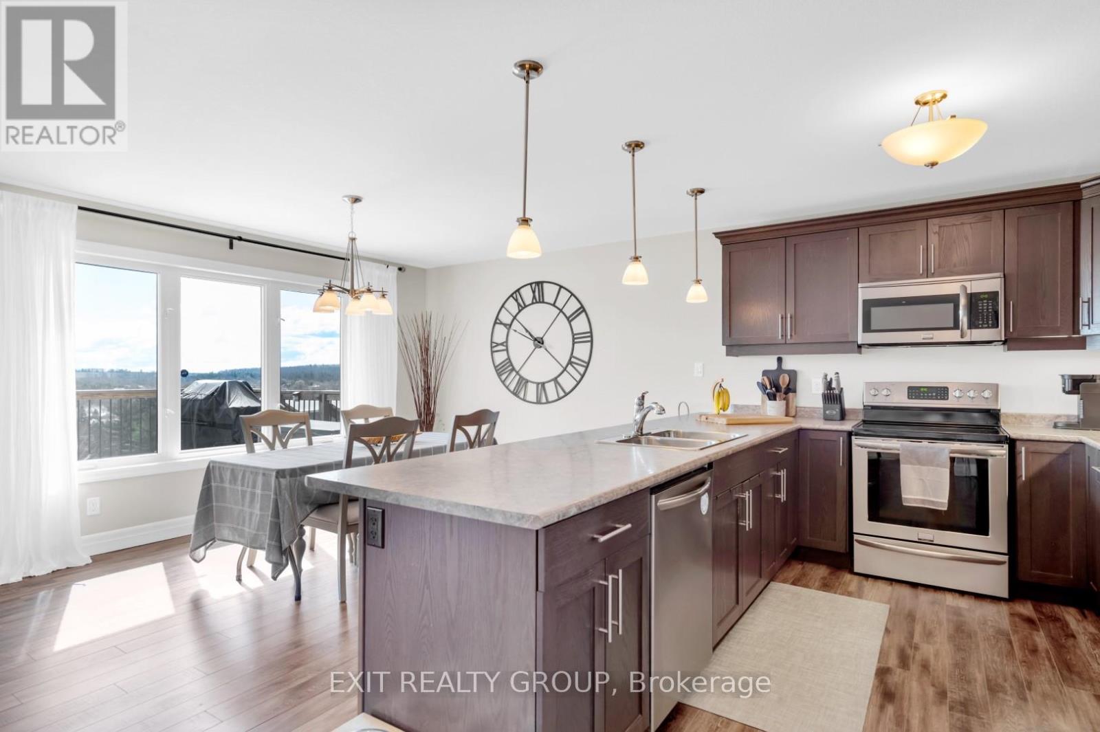25 Meagan Lane, Quinte West, Ontario  K0K 2C0 - Photo 11 - X12474622