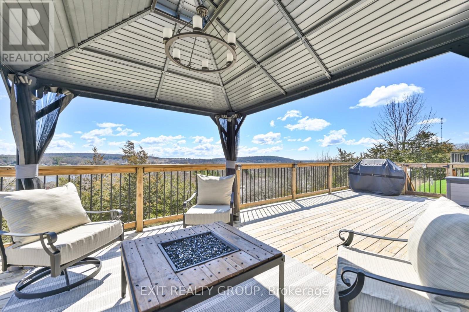 25 Meagan Lane, Quinte West, Ontario  K0K 2C0 - Photo 24 - X12474622