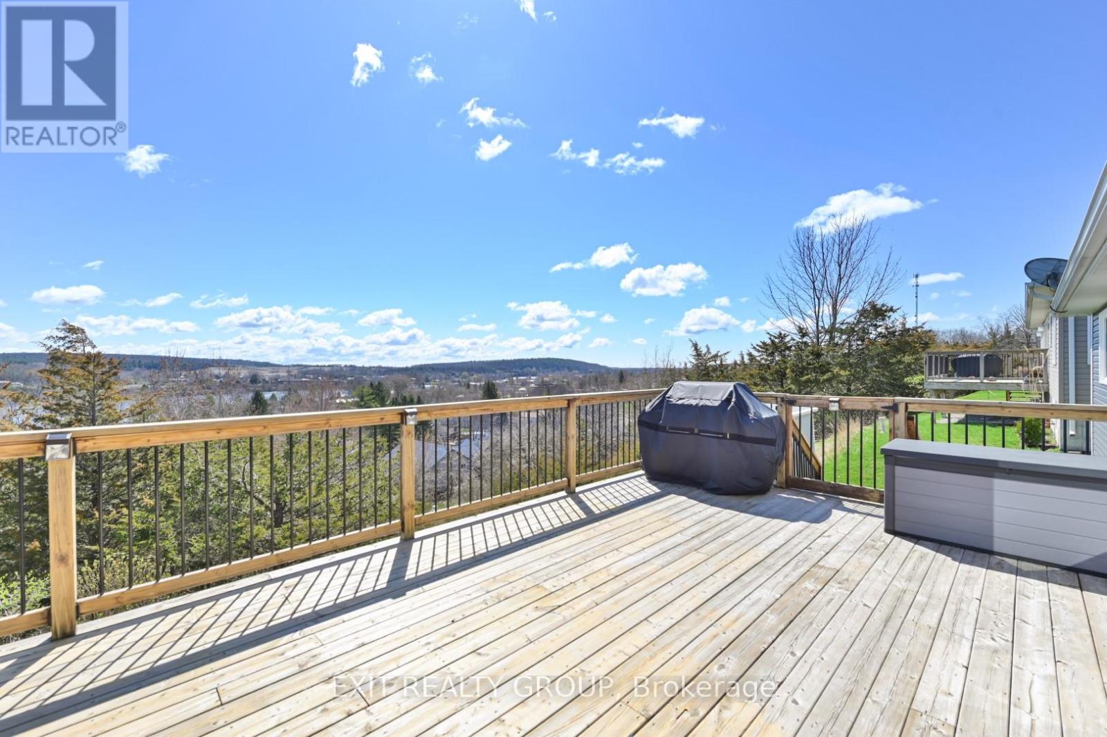 25 Meagan Lane, Quinte West, Ontario  K0K 2C0 - Photo 27 - X12474622