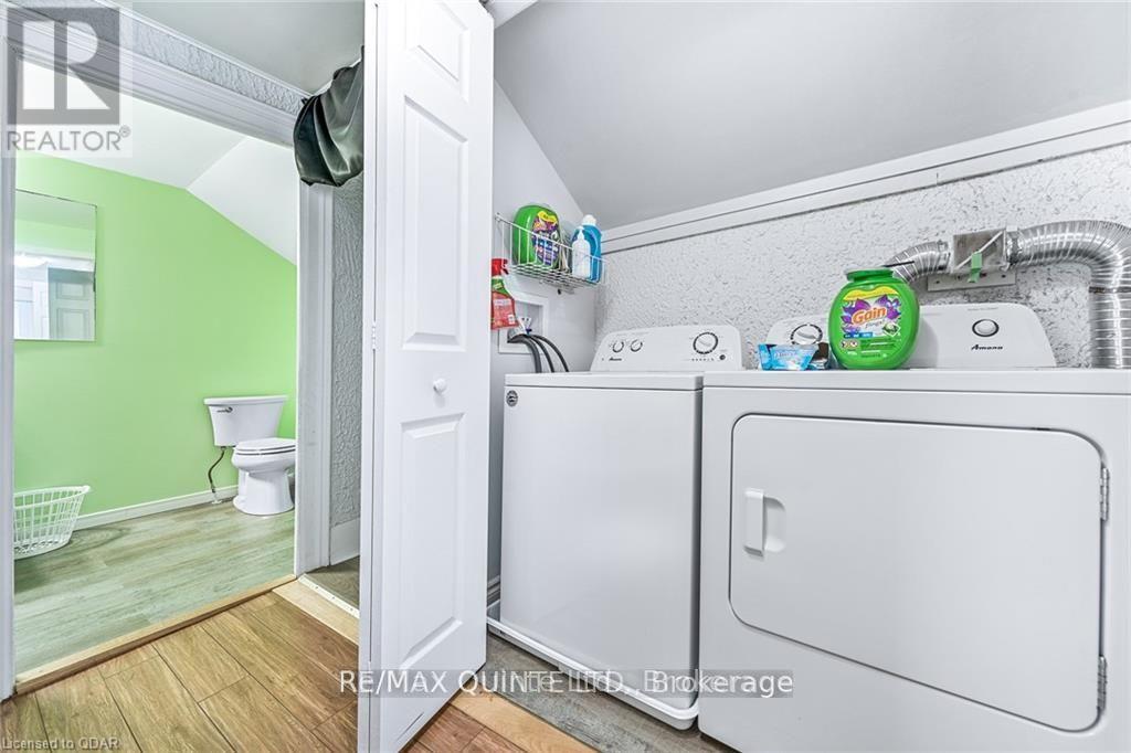 58 Avondale Road, Belleville, Ontario  K8P 4G3 - Photo 16 - X12475564