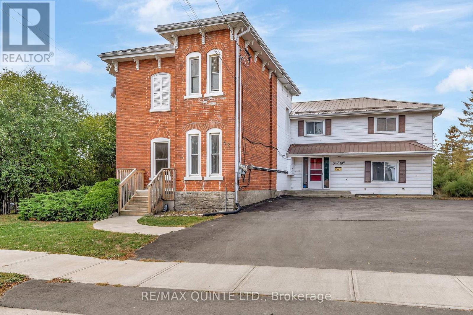 58 Avondale Road, Belleville, Ontario  K8P 4G3 - Photo 2 - X12475564