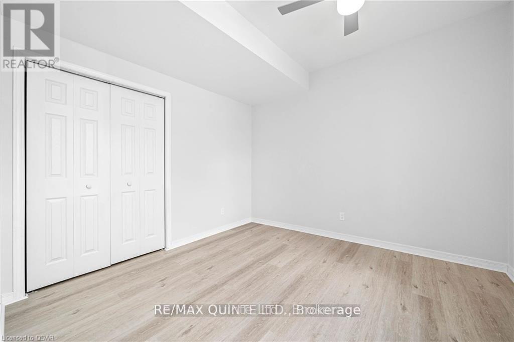 58 Avondale Road, Belleville, Ontario  K8P 4G3 - Photo 22 - X12475564