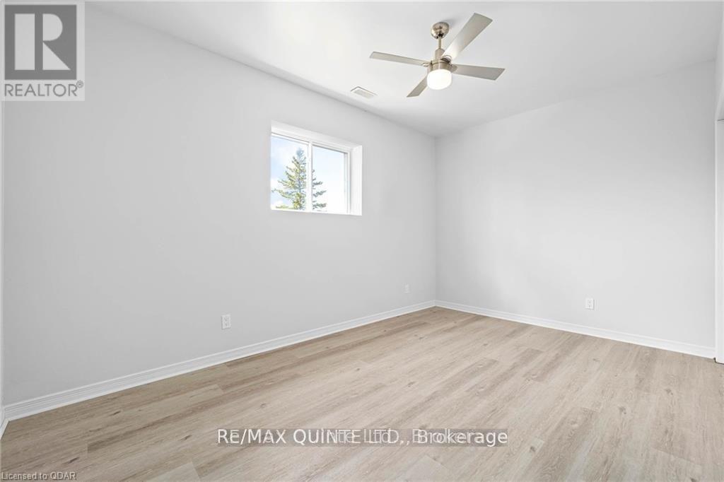 58 Avondale Road, Belleville, Ontario  K8P 4G3 - Photo 23 - X12475564