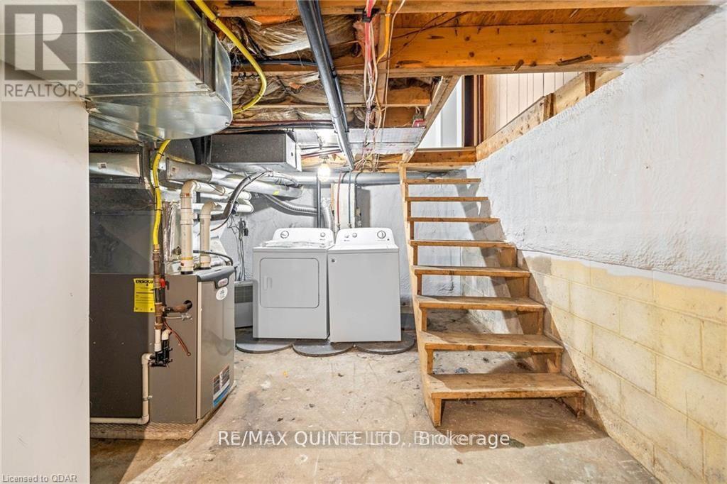 58 Avondale Road, Belleville, Ontario  K8P 4G3 - Photo 29 - X12475564