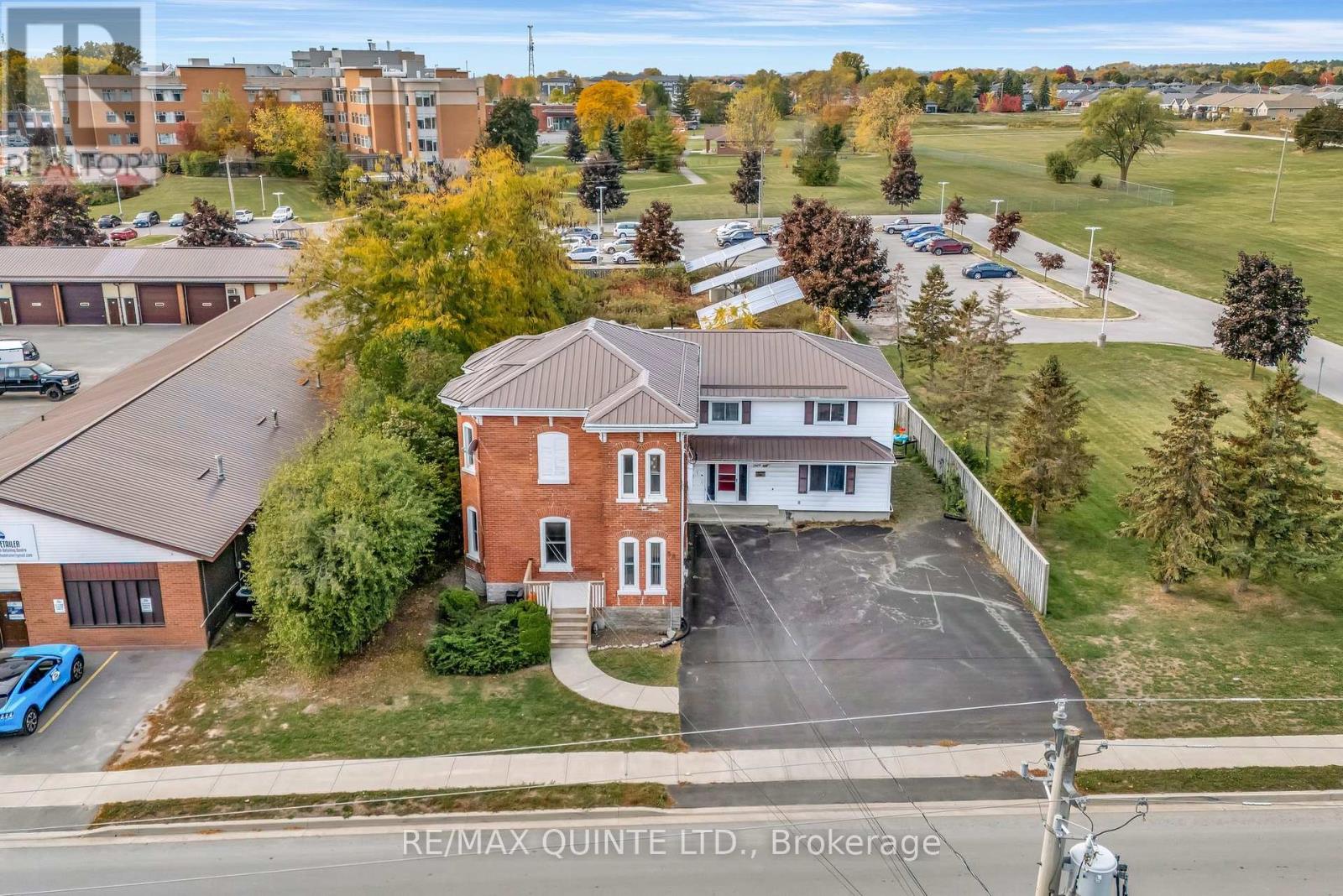 58 Avondale Road, Belleville, Ontario  K8P 4G3 - Photo 37 - X12475564