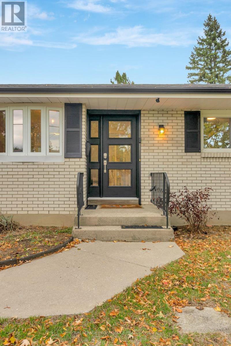 97 Roseland Drive, Quinte West, Ontario  K0K 1L0 - Photo 14 - X12477100