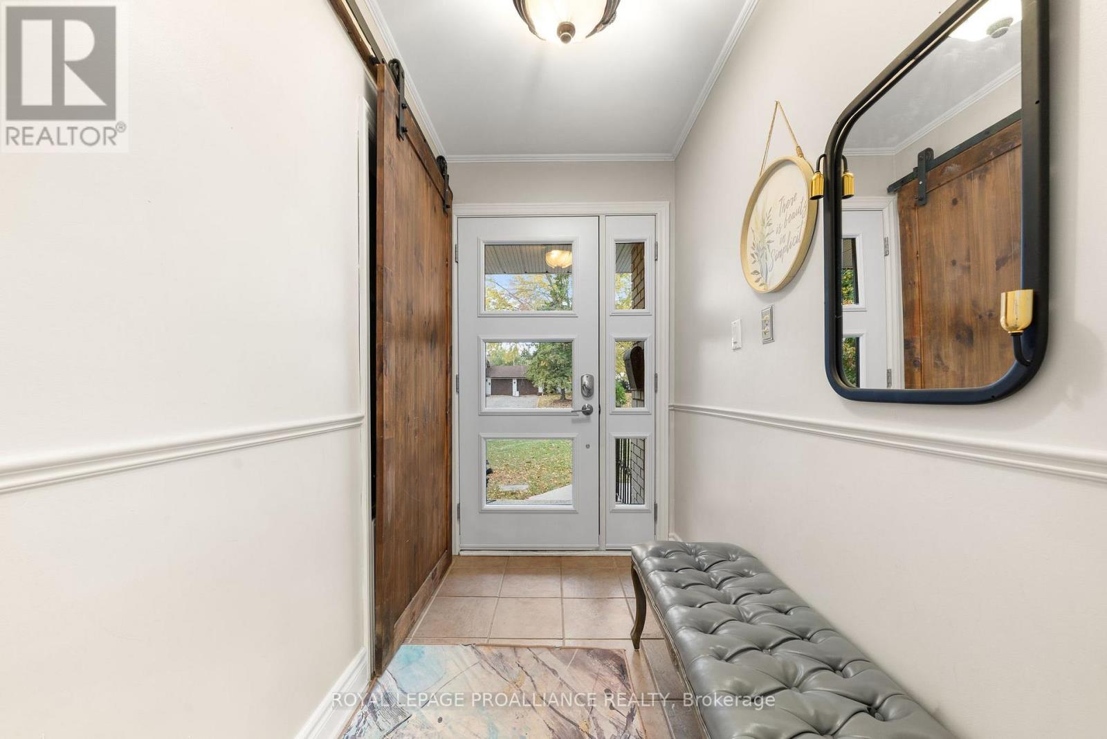 97 Roseland Drive, Quinte West, Ontario  K0K 1L0 - Photo 15 - X12477100