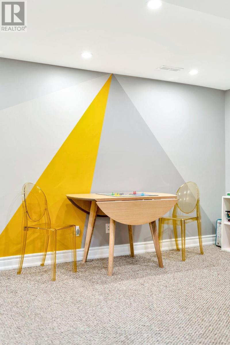 97 Roseland Drive, Quinte West, Ontario  K0K 1L0 - Photo 34 - X12477100