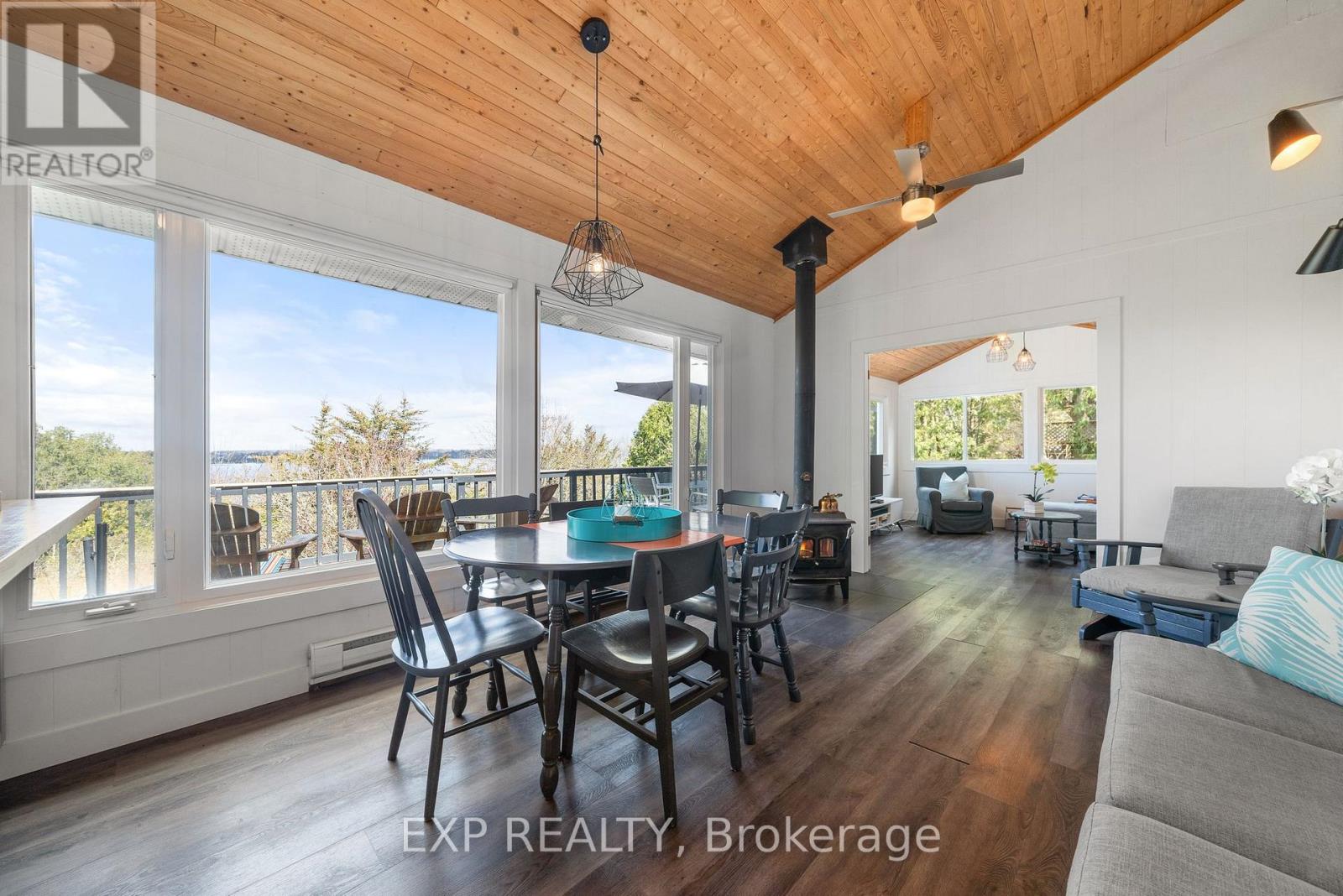 23 Pc Lane, Prince Edward County, Ontario  K0K 2T0 - Photo 10 - X12477154