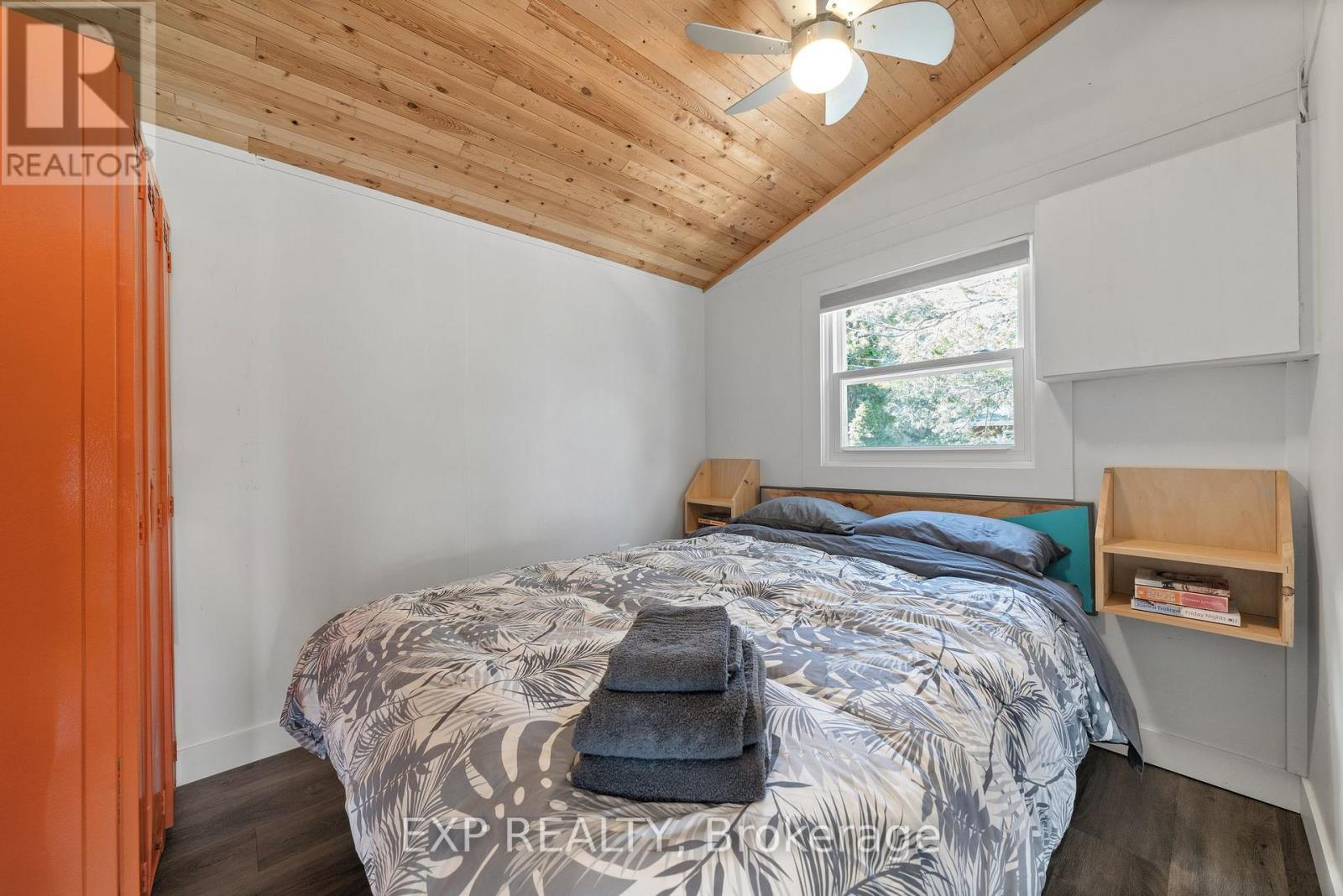 23 Pc Lane, Prince Edward County, Ontario  K0K 2T0 - Photo 17 - X12477154