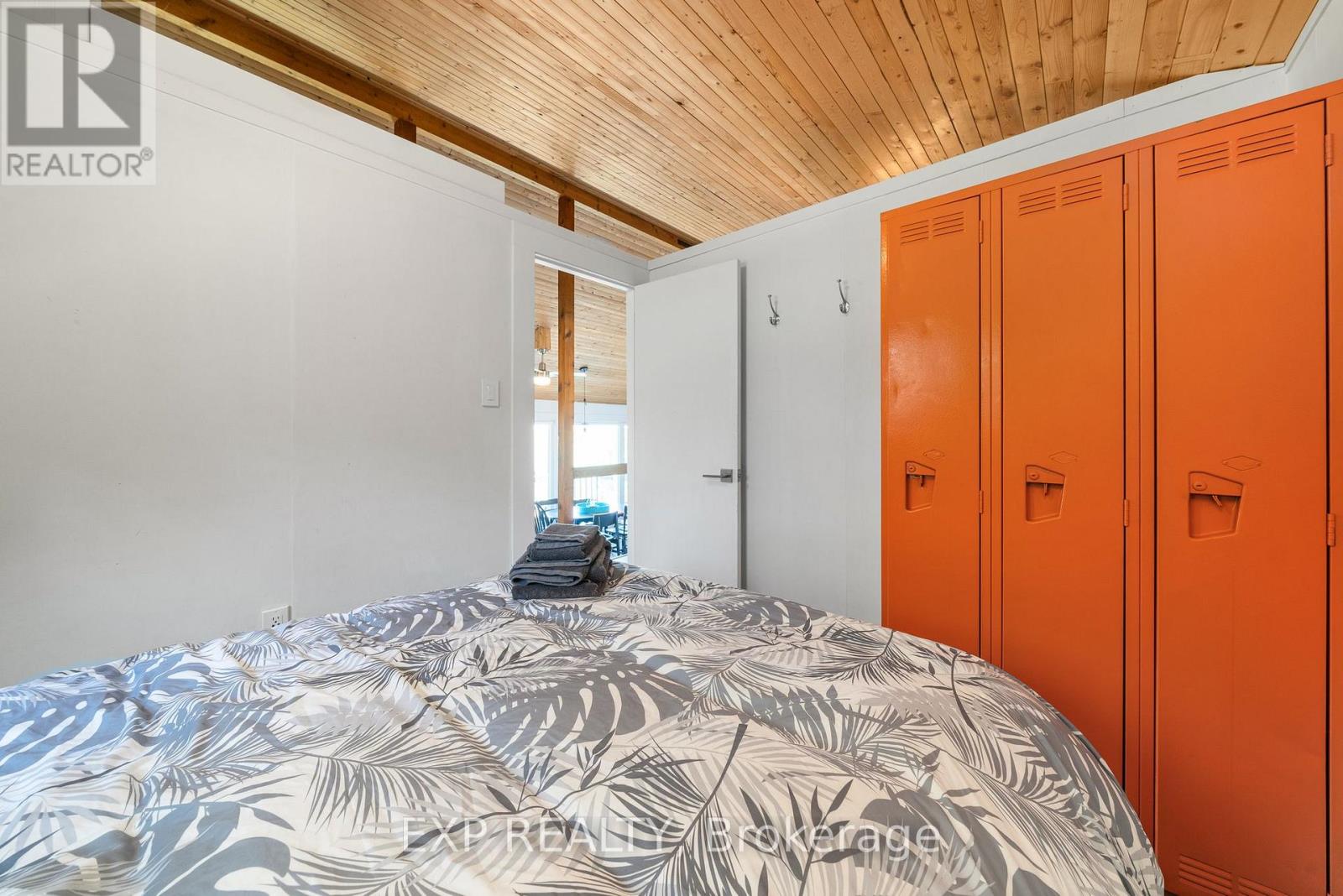 23 Pc Lane, Prince Edward County, Ontario  K0K 2T0 - Photo 18 - X12477154