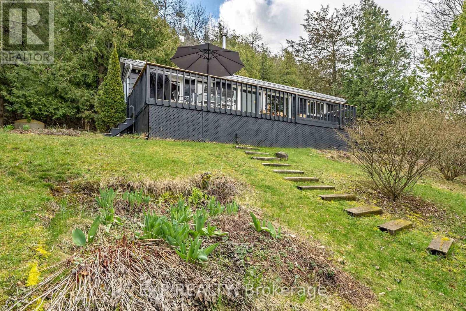 23 Pc Lane, Prince Edward County, Ontario  K0K 2T0 - Photo 25 - X12477154