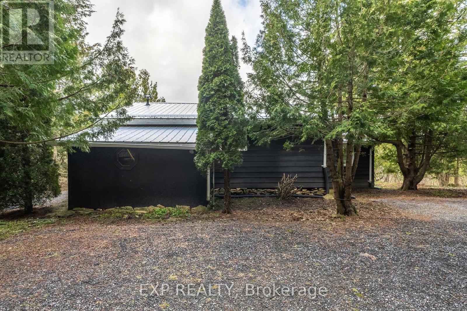 23 Pc Lane, Prince Edward County, Ontario  K0K 2T0 - Photo 42 - X12477154