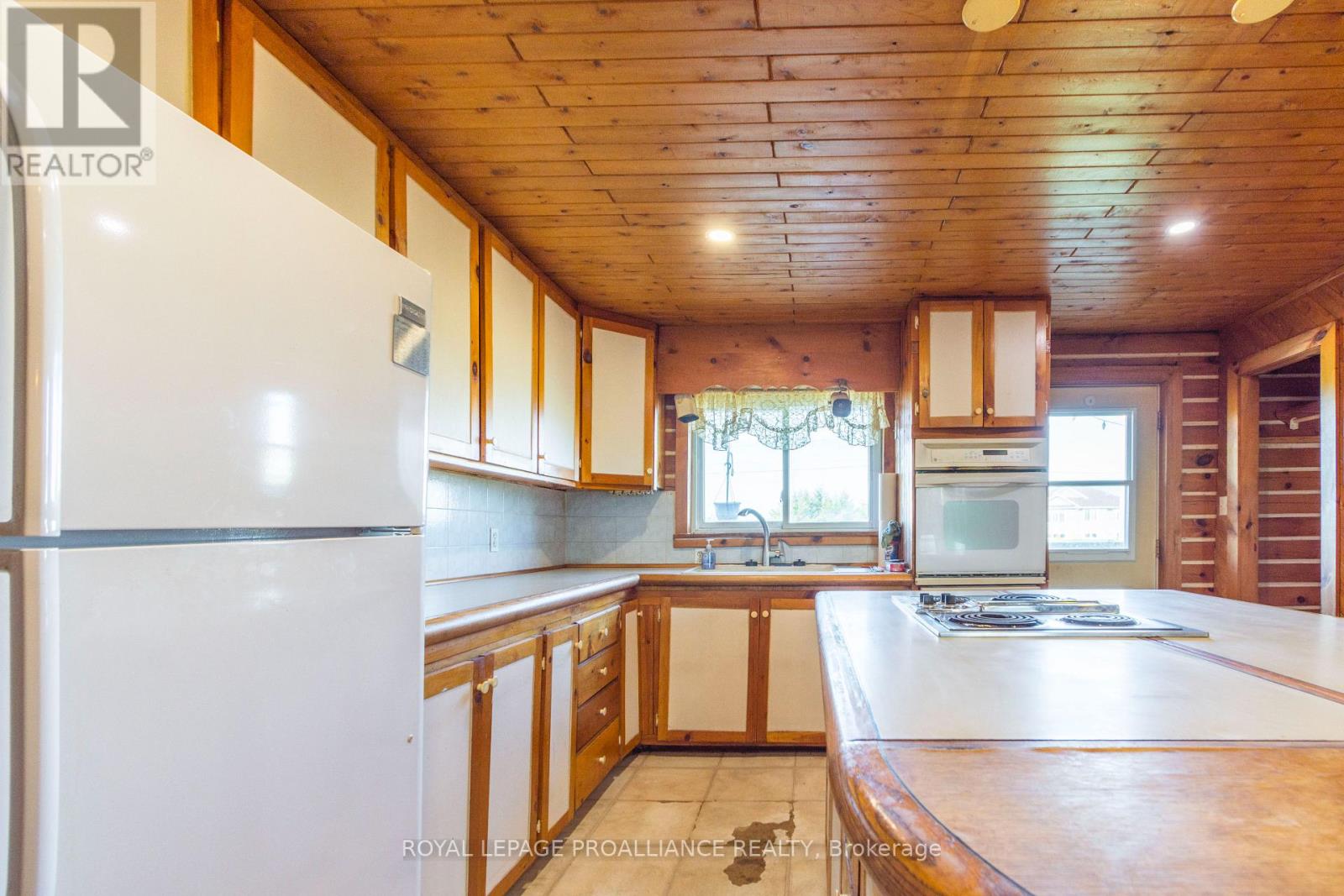 51 Stinson Block Road, Prince Edward County, Ontario  K0K 1T0 - Photo 6 - X12477821