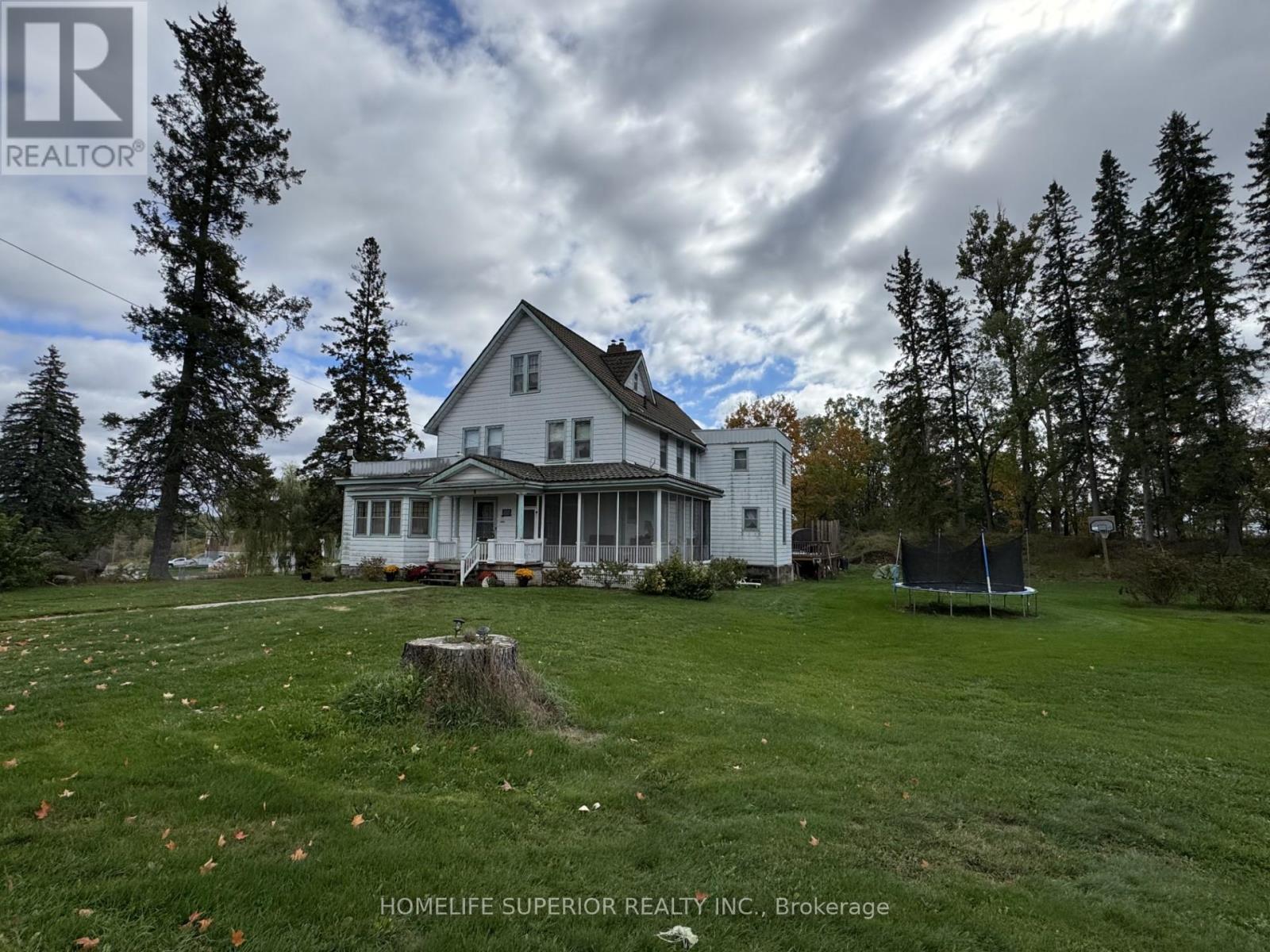 8 PRIVATE ROAD, Marmora and Lake, Ontario