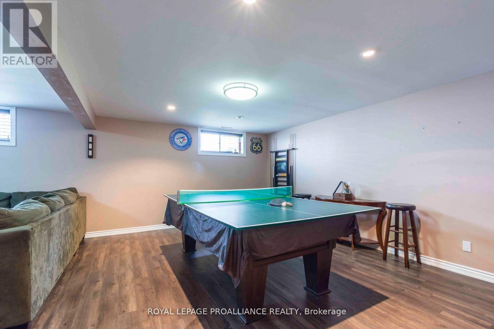 35 Forest Valley Drive, Quinte West, Ontario  K0K 2C0 - Photo 21 - X12478408