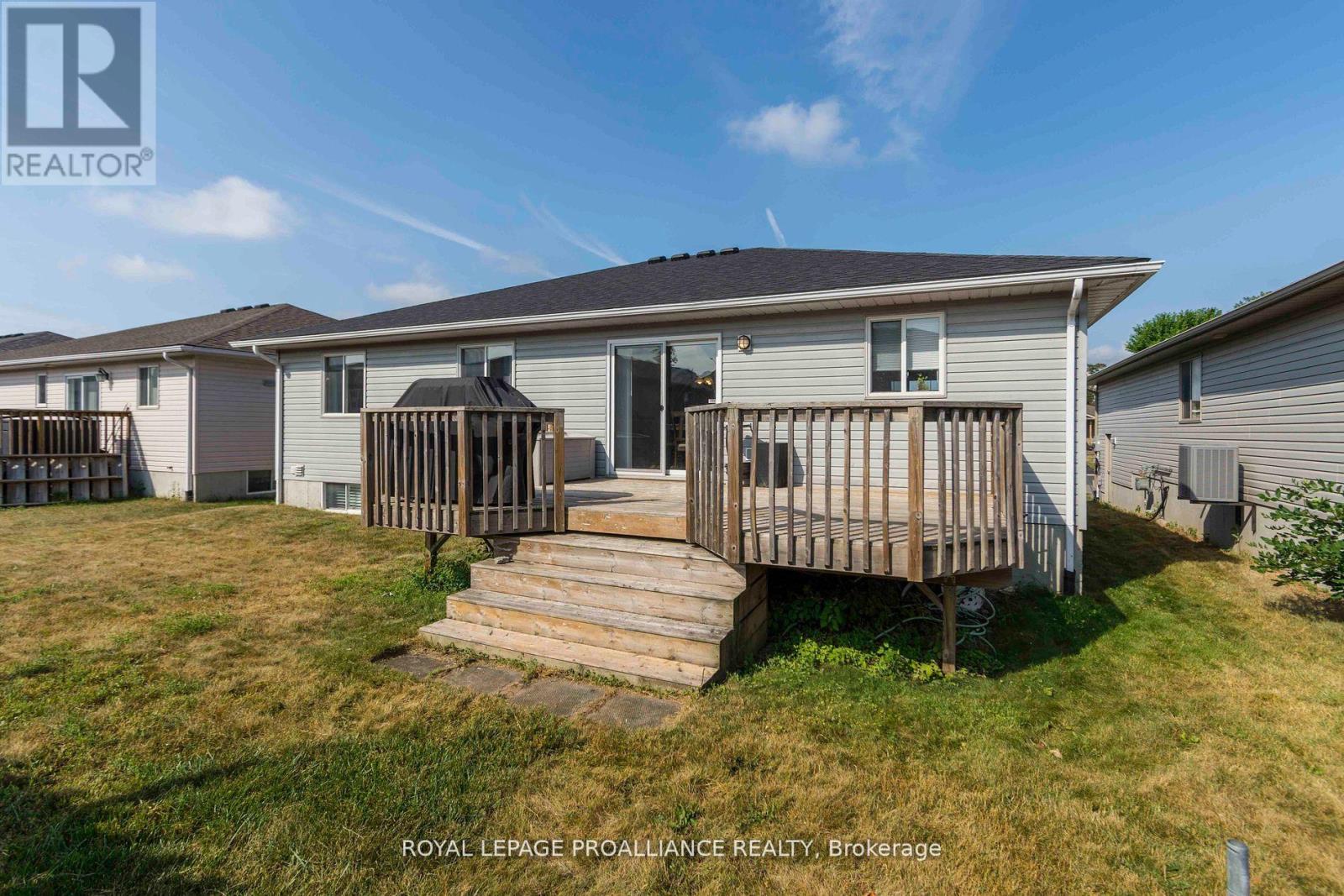35 Forest Valley Drive, Quinte West, Ontario  K0K 2C0 - Photo 30 - X12478408