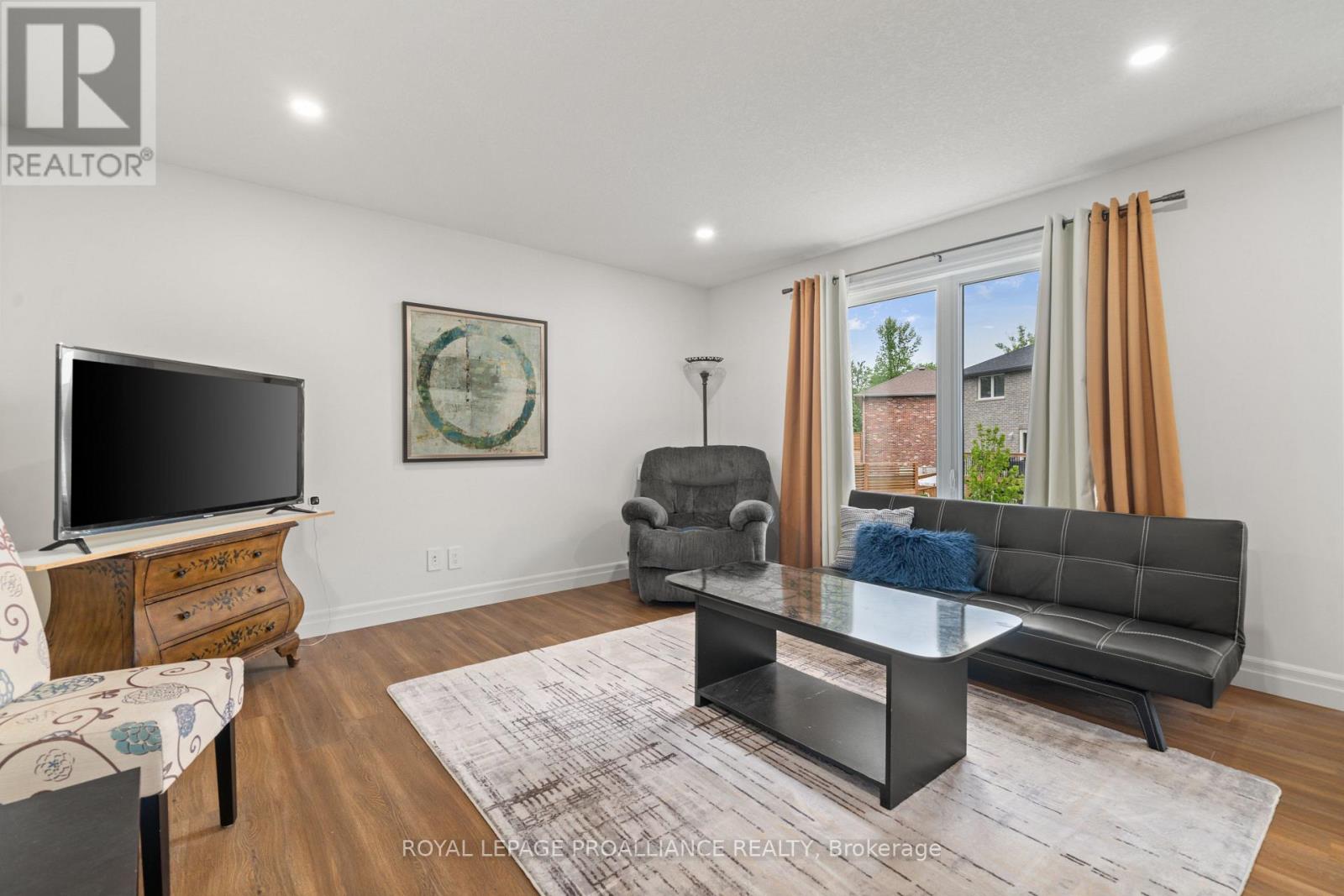 54 Lanark Drive, Belleville, Ontario  K8N 0G7 - Photo 19 - X12480230