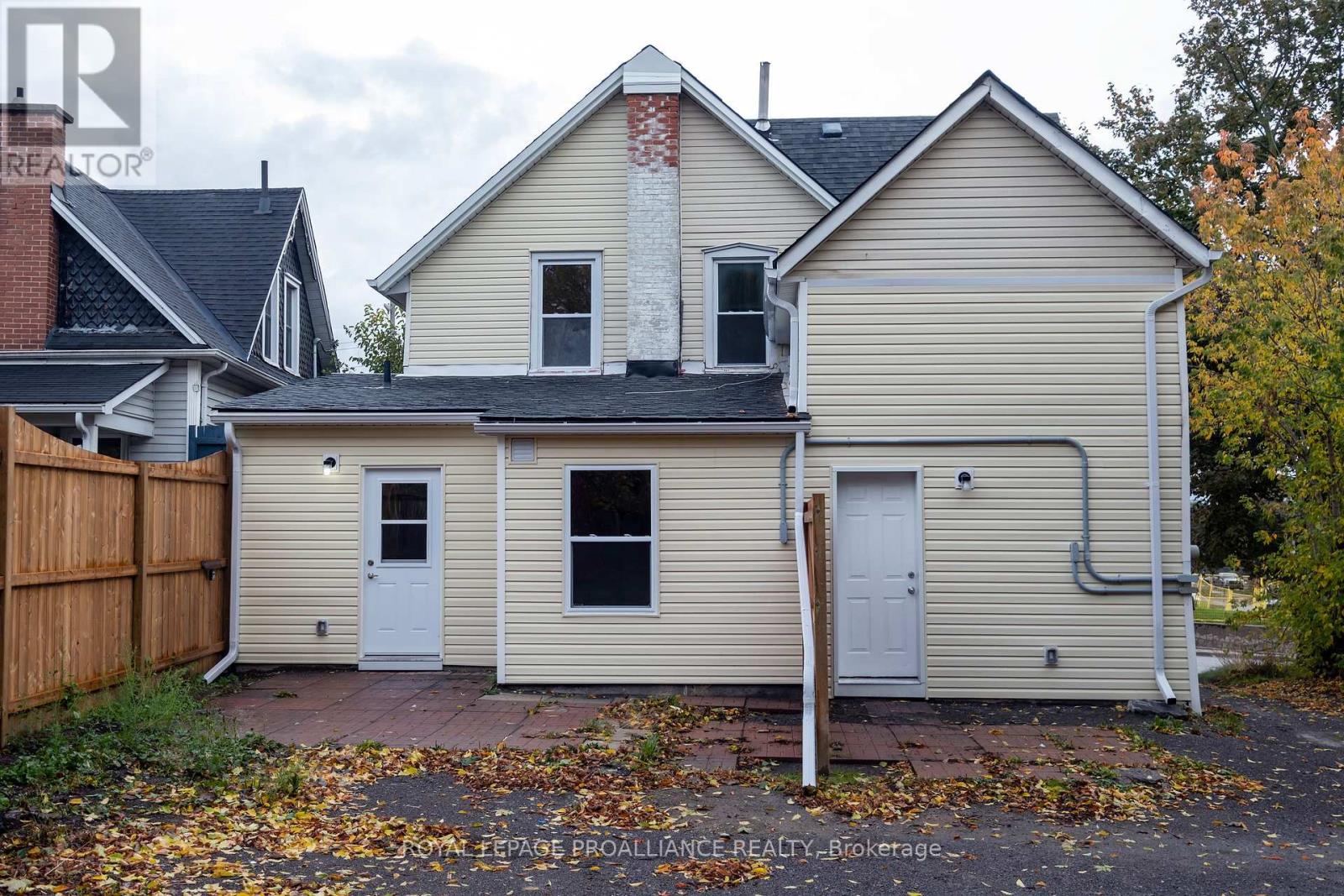 90 Dundas Street E, Belleville, Ontario  K8N 1C1 - Photo 30 - X12480290