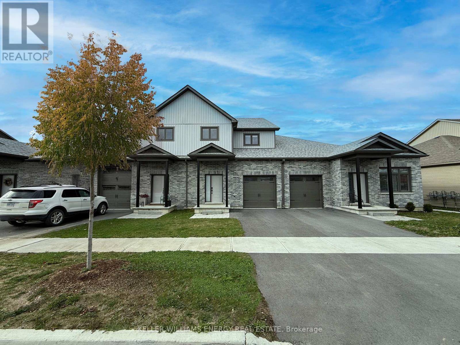 75 MARKLAND AVENUE, Prince Edward County, Ontario