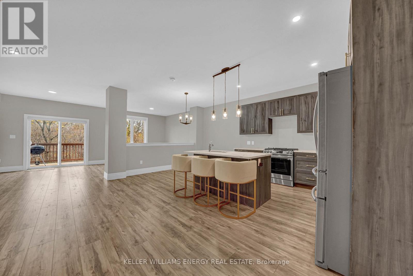 75 Markland Avenue, Prince Edward County, Ontario  K0K 2T0 - Photo 8 - X12481079