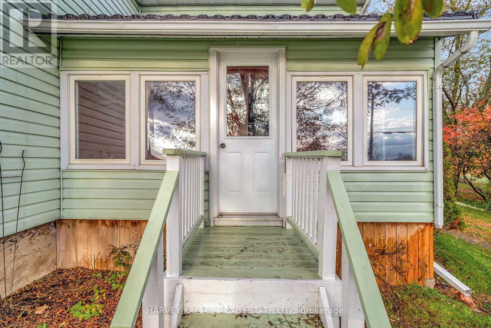 2068 County Road 5 Road, Prince Edward County, Ontario  K0K 2T0 - Photo 8 - X12481707