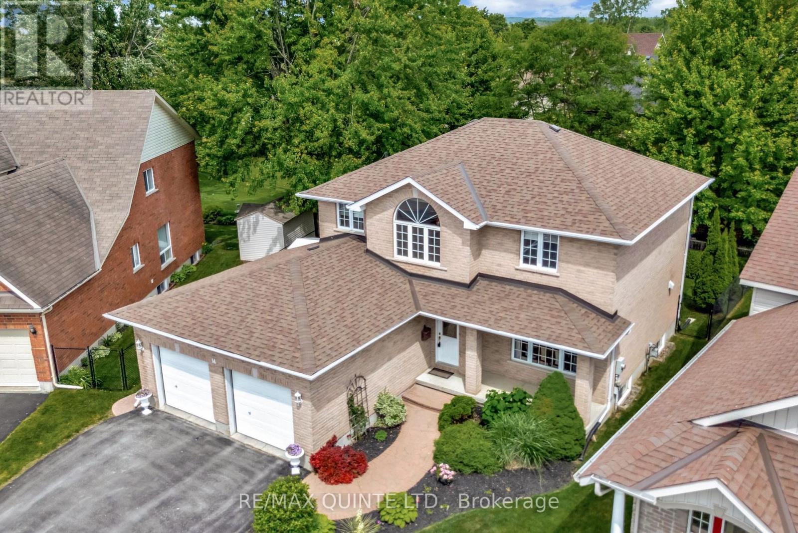 14 HILTON PLACE, Belleville, Ontario