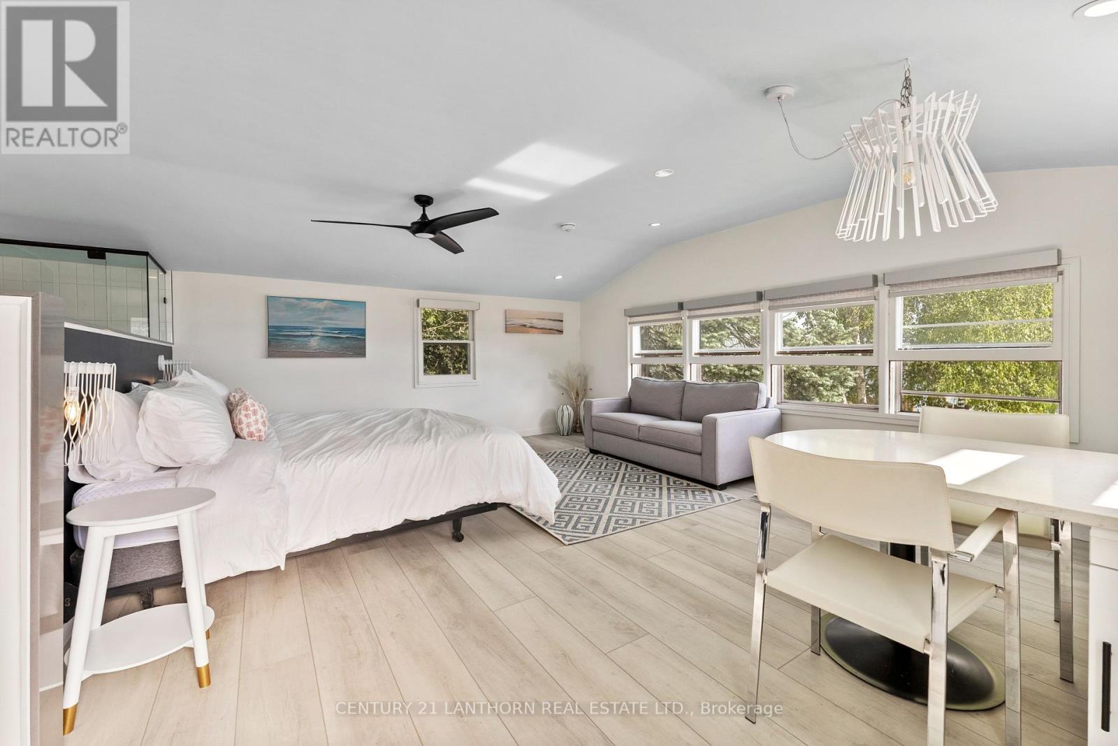 2924 County Road 8, Prince Edward County, Ontario  K0K 2T0 - Photo 22 - X12485064