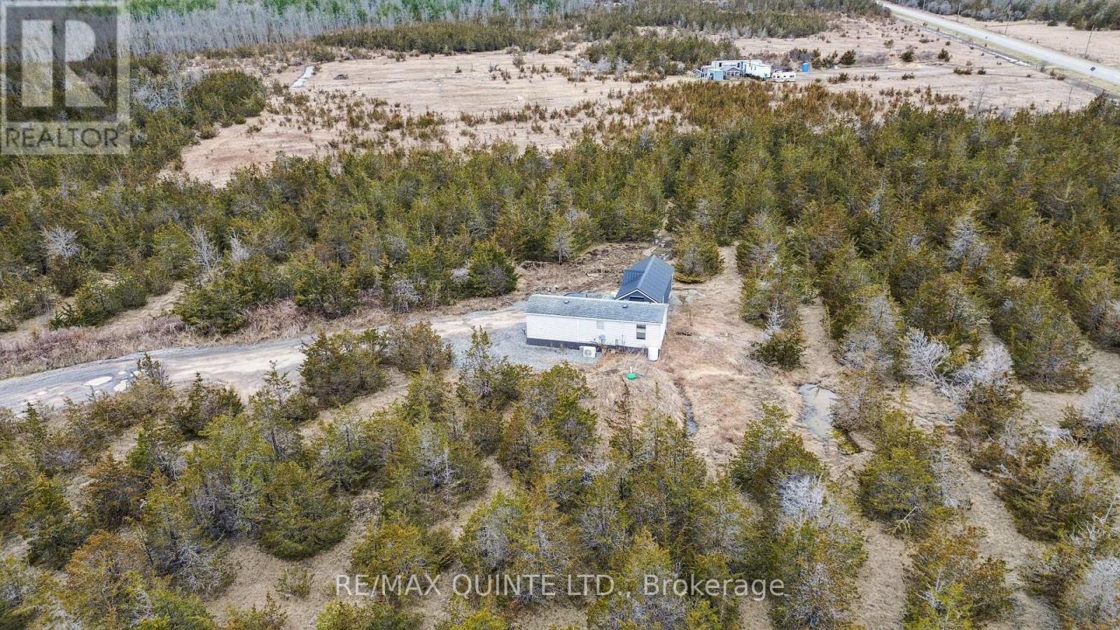 55 County Road 14, Prince Edward County, Ontario  K0K 1W0 - Photo 12 - X12485387