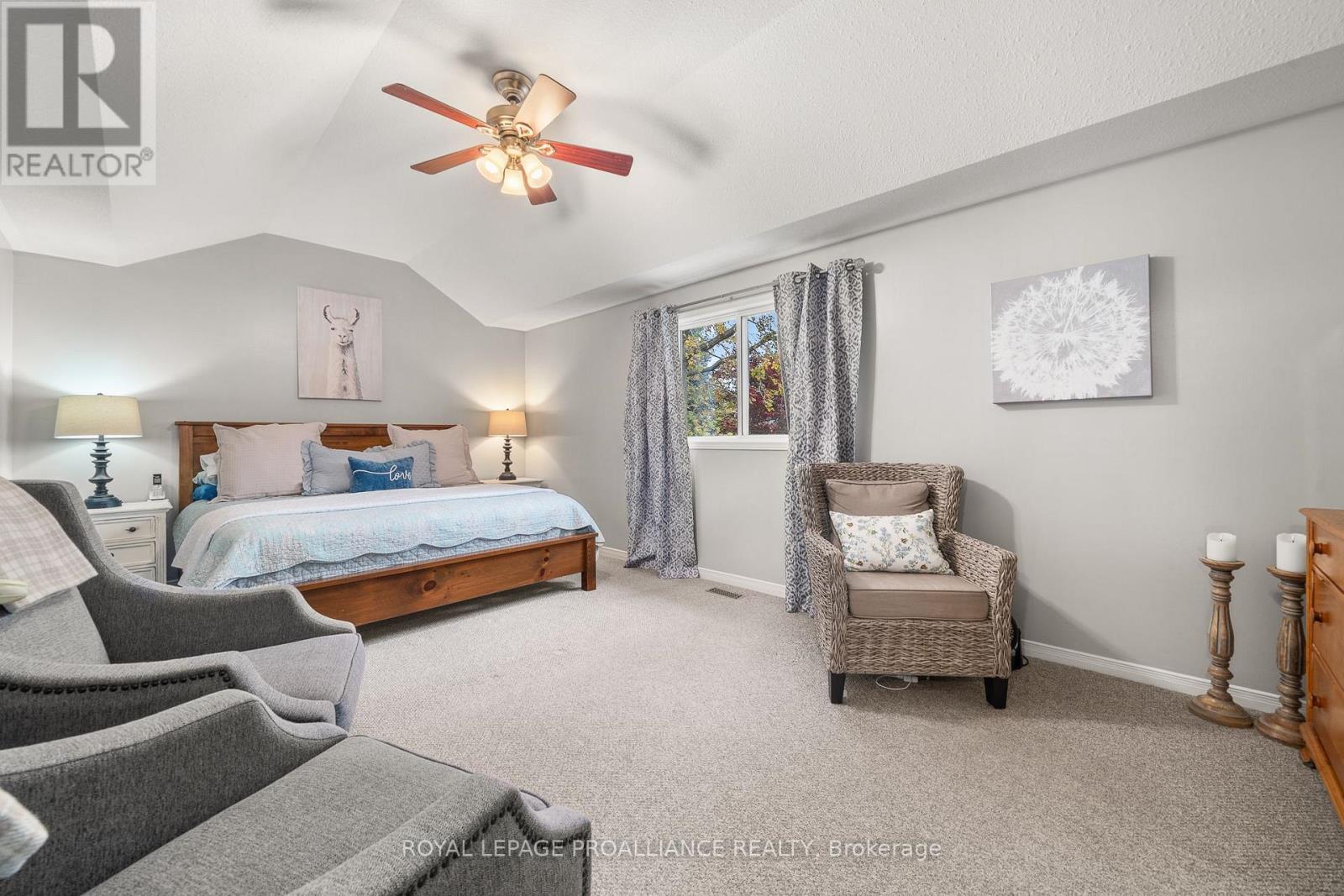 9 Spruce Gardens, Belleville, Ontario  K8N 5W3 - Photo 29 - X12485409