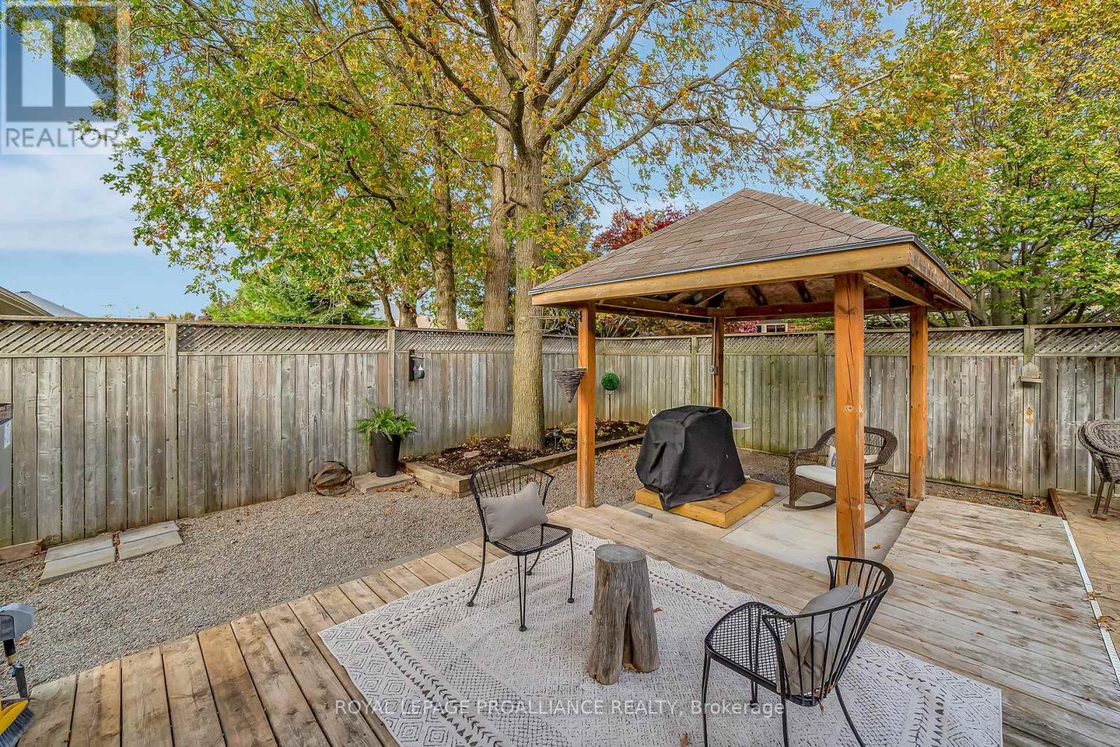 9 Spruce Gardens, Belleville, Ontario  K8N 5W3 - Photo 45 - X12485409