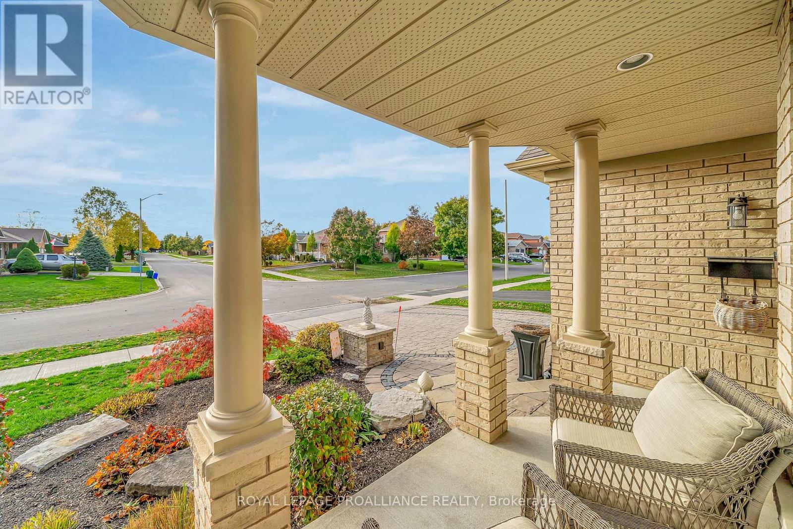 9 Spruce Gardens, Belleville, Ontario  K8N 5W3 - Photo 9 - X12485409