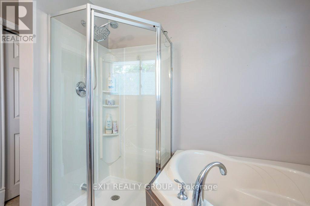 12 Nelson Street, Quinte West, Ontario  K0K 1E0 - Photo 25 - X12486632