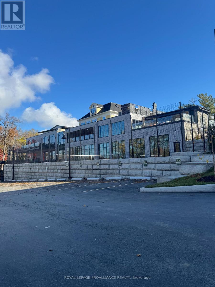 409 - 17 Cleave Avenue, Prince Edward County, Ontario  K0K 2T0 - Photo 40 - X12486858