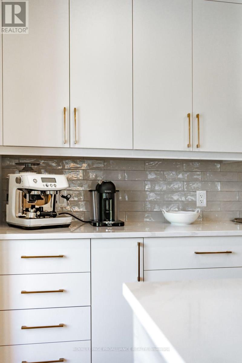 409 - 17 Cleave Avenue, Prince Edward County, Ontario  K0K 2T0 - Photo 6 - X12486858