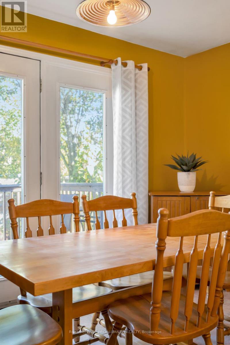 25 Faraday Gardens, Belleville, Ontario  K8P 5J5 - Photo 16 - X12491558