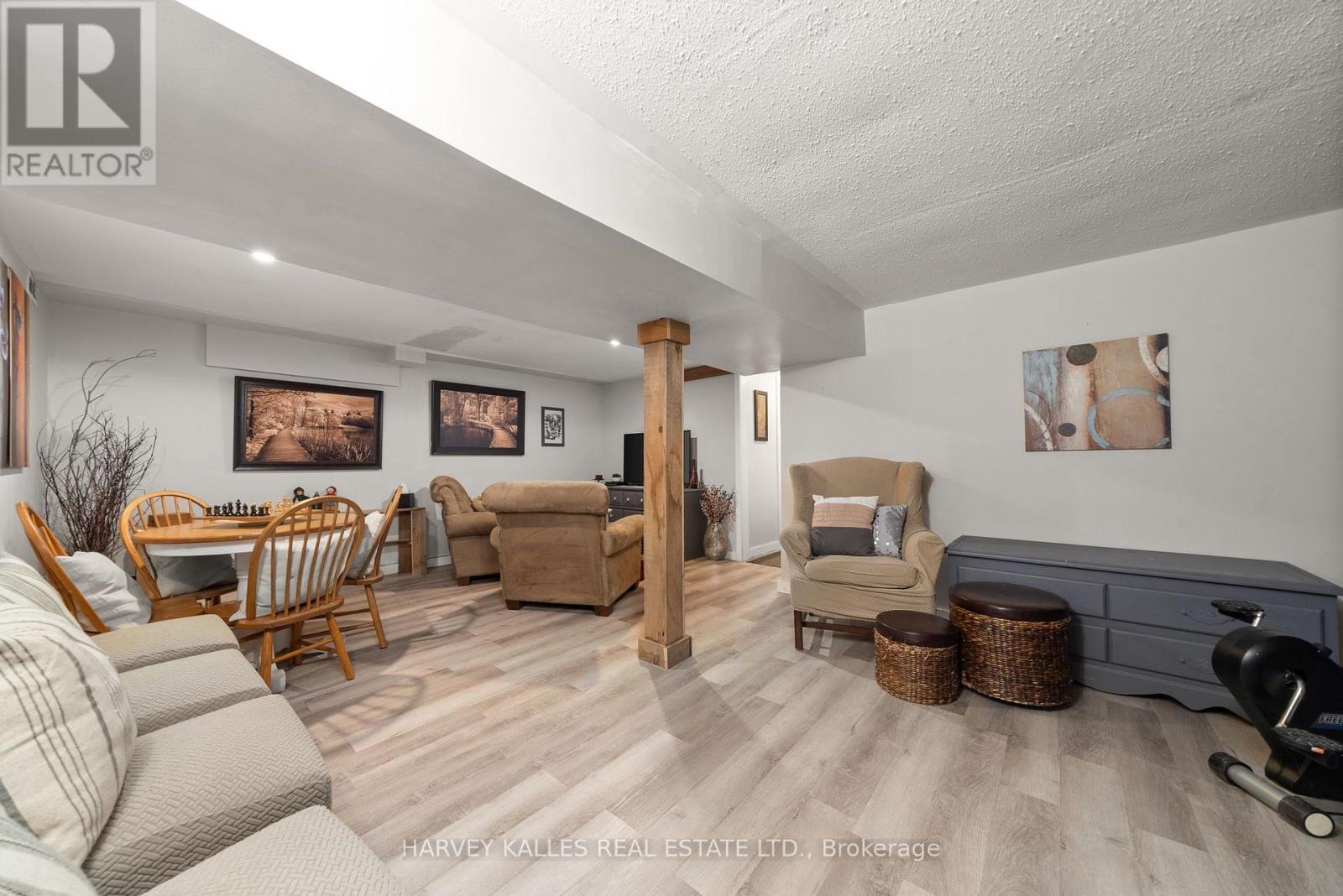 12130 Loyalist Parkway, Prince Edward County, Ontario  K0K 2T0 - Photo 19 - X12491884