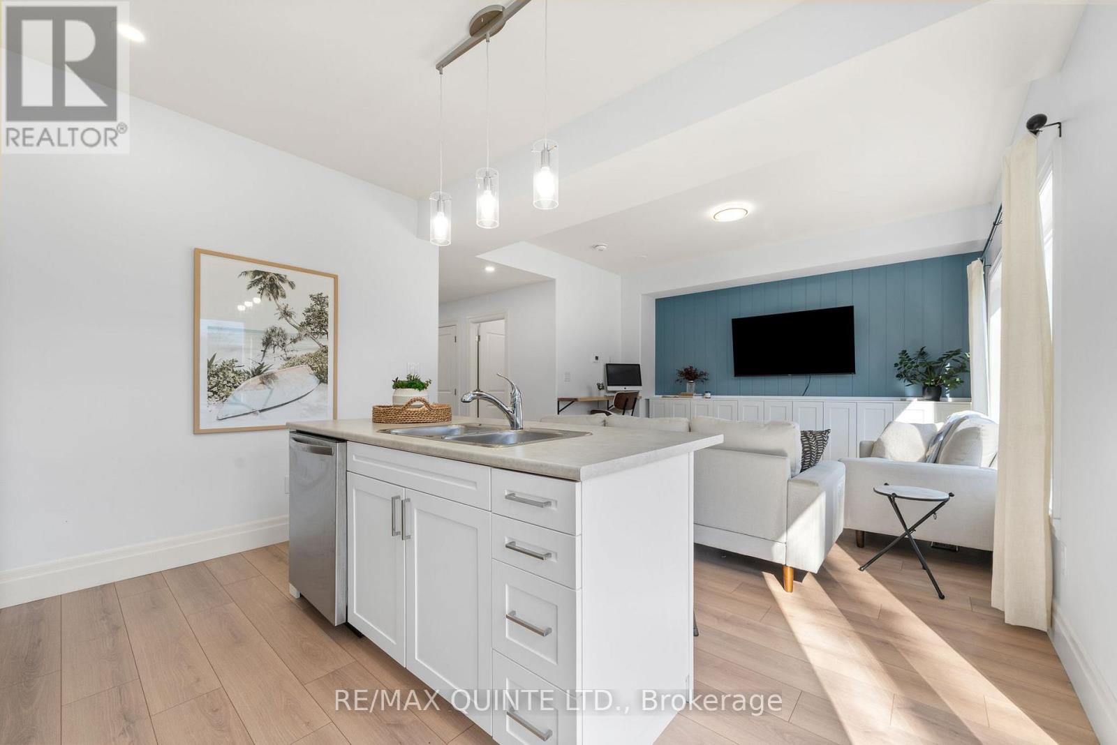 36 Campbell Crescent, Prince Edward County, Ontario  K0K 2T0 - Photo 8 - X12493690