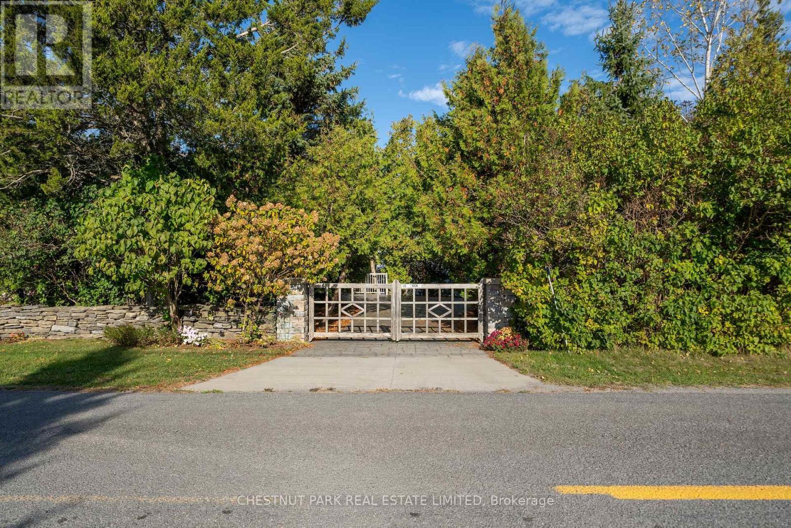 3853 County Road 13, Prince Edward County, Ontario  K0K 2T0 - Photo 13 - X12495084