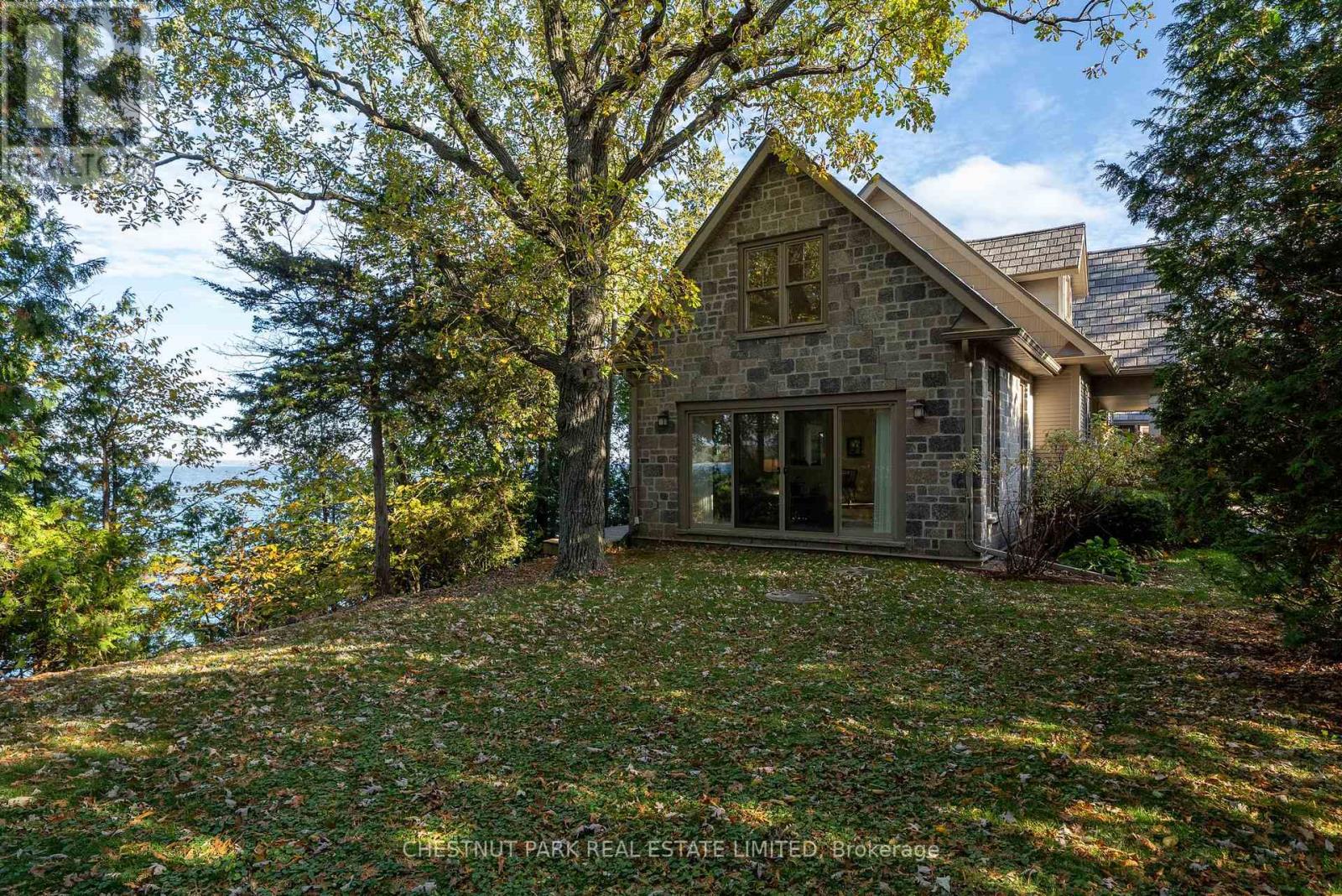 3853 County Road 13, Prince Edward County, Ontario  K0K 2T0 - Photo 47 - X12495084