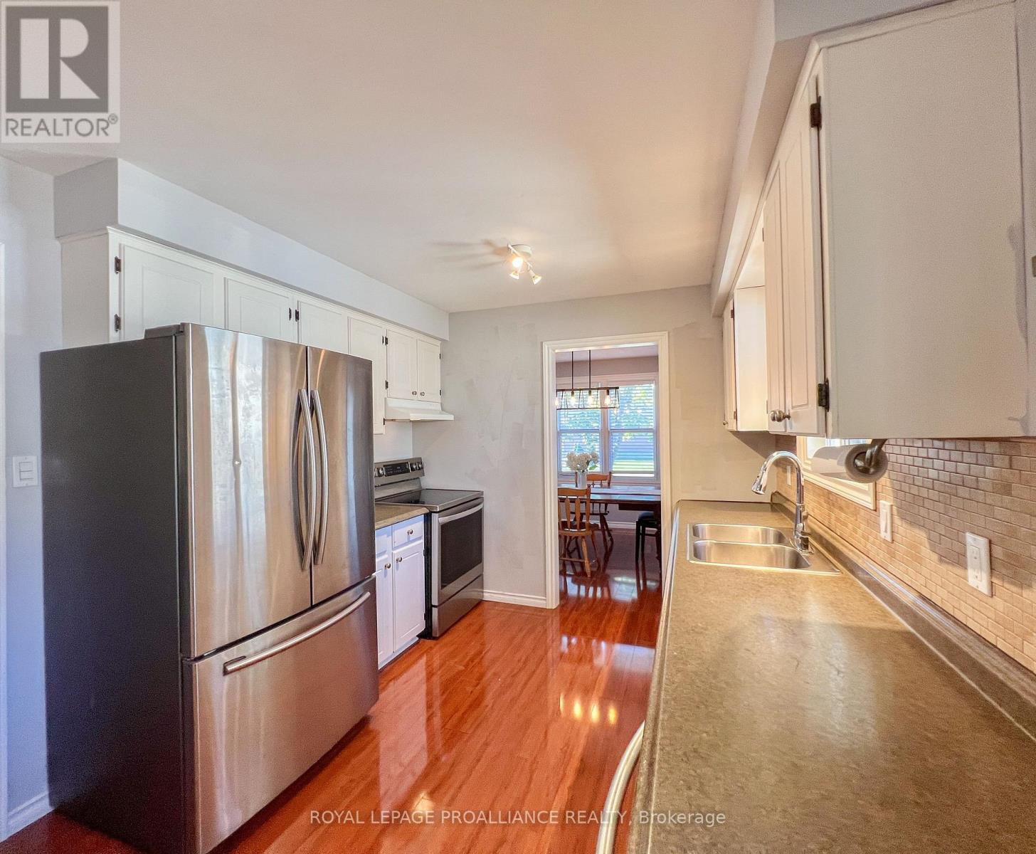 157 Singleton Drive, Belleville, Ontario  K8N 5H4 - Photo 11 - X12497720