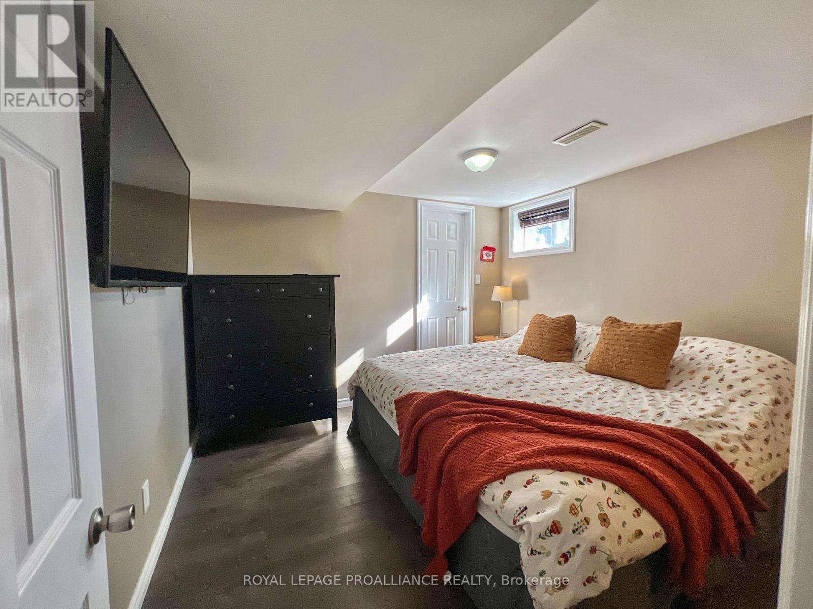 157 Singleton Drive, Belleville, Ontario  K8N 5H4 - Photo 21 - X12497720