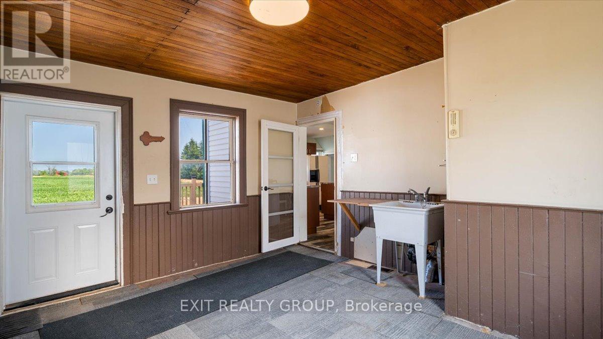 837 Casey Road, Belleville, Ontario  K8N 4Z6 - Photo 2 - X12498788