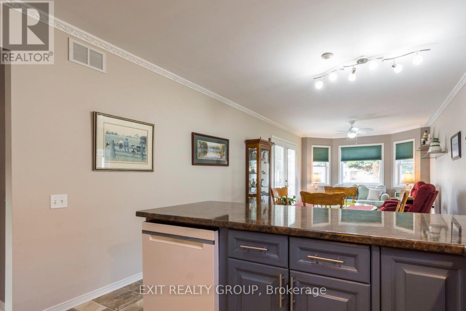 36 Cretney Drive, Prince Edward County, Ontario  K0K 3L0 - Photo 10 - X12499078