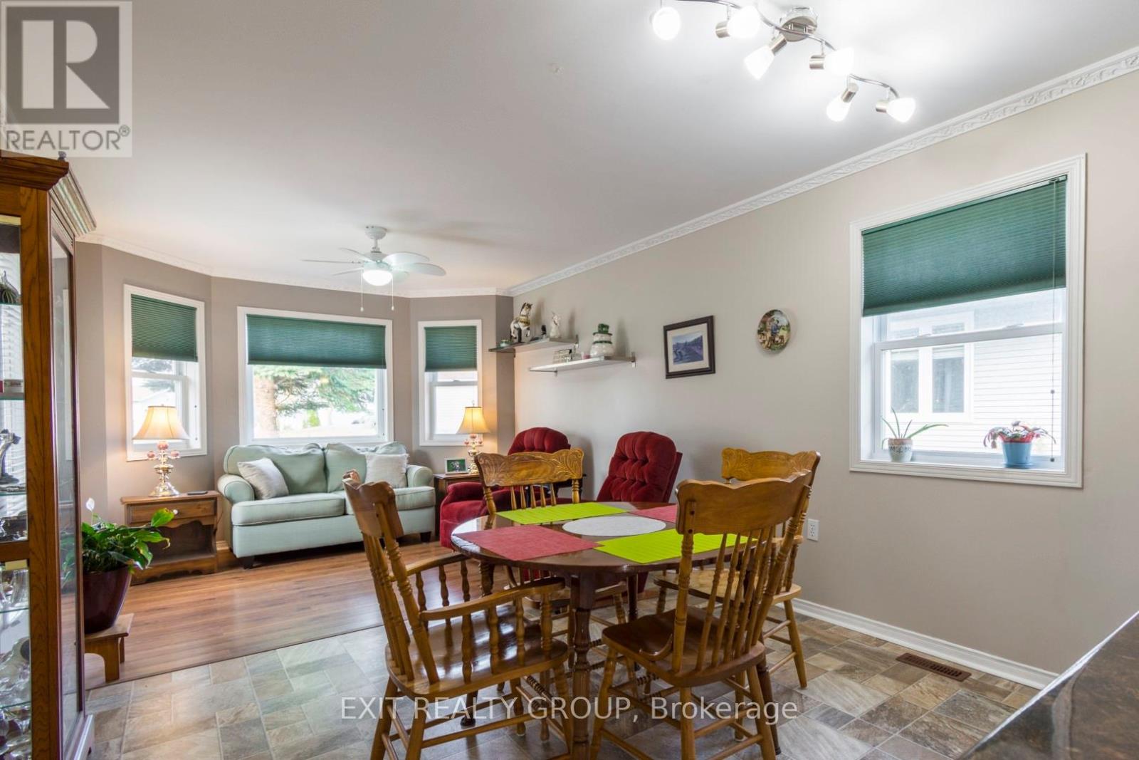 36 Cretney Drive, Prince Edward County, Ontario  K0K 3L0 - Photo 12 - X12499078