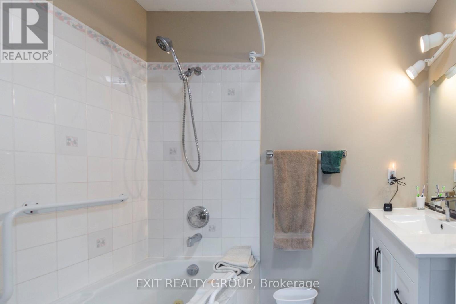 36 Cretney Drive, Prince Edward County, Ontario  K0K 3L0 - Photo 19 - X12499078