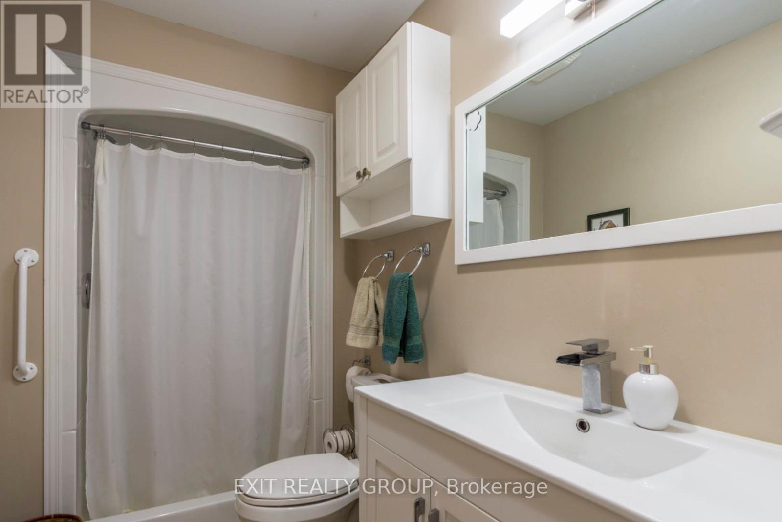 36 Cretney Drive, Prince Edward County, Ontario  K0K 3L0 - Photo 21 - X12499078